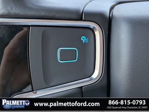 Used 2025 Ford Expedition Tremor AWD/4WD image 28