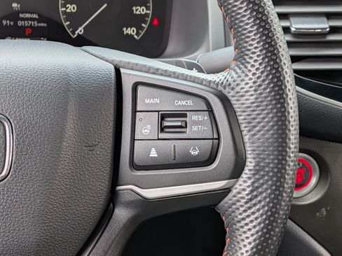 Used 2025 Honda Ridgeline TrailSport image 31