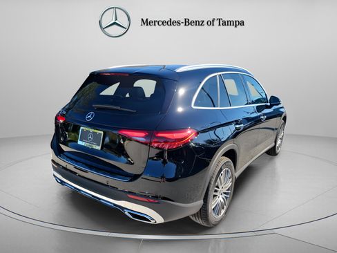 Certified 2026 Mercedes-Benz GLC 300 image 4