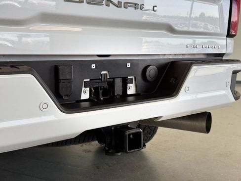 Used 2024 GMC Sierra 2500 Denali Ultimate AWD/4WD image 34