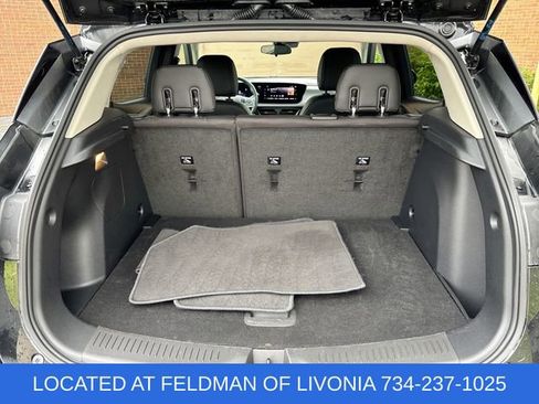 Certified 2025 Buick Encore GX Preferred FWD image 23