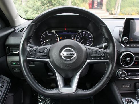 Used 2021 Nissan Sentra SV image 19