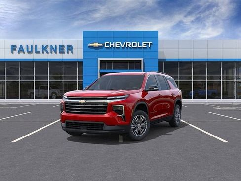 New 2026 Chevrolet Traverse LT w/ LPO, Floor Liner Package AWD/4WD image 9