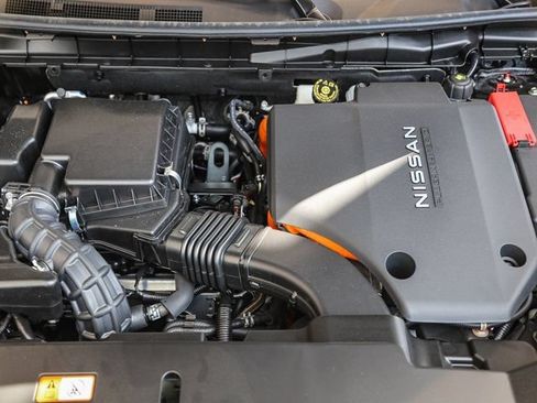 New 2026 Nissan Rogue Platinum AWD/4WD image 9