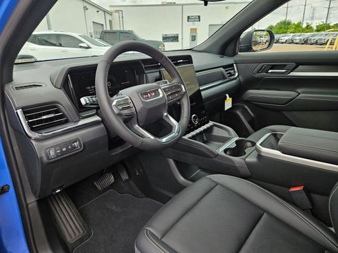 New 2026 GMC Terrain Elevation w/ Elevation Premium Package FWD image 10
