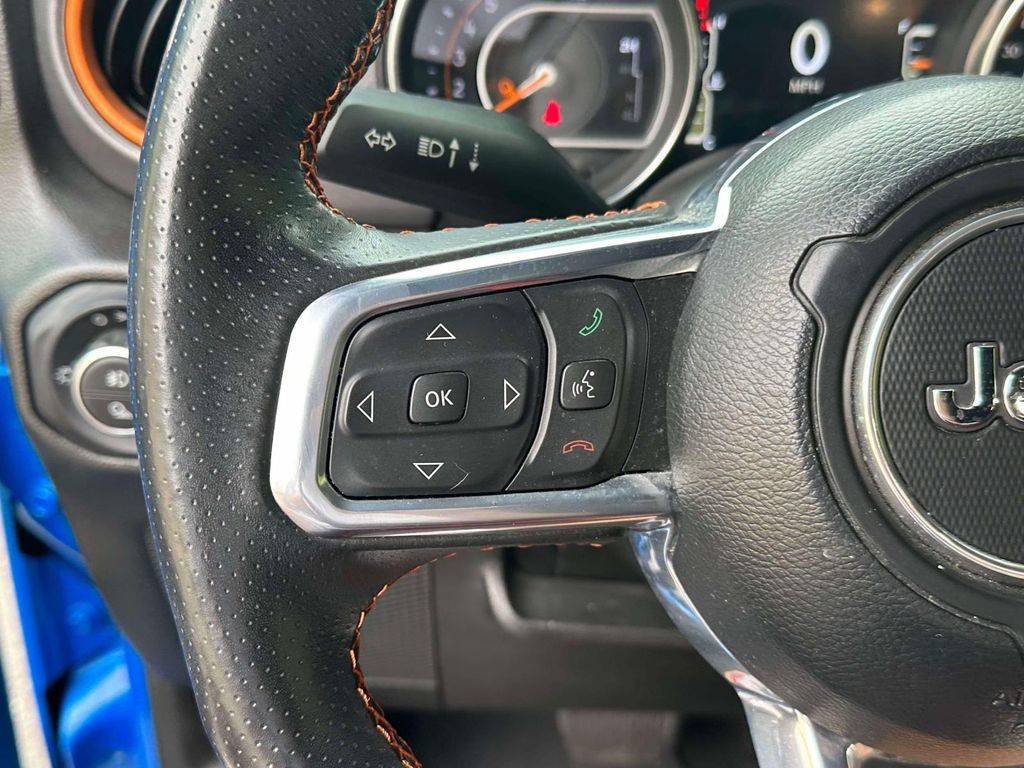 Used 2023 Jeep Gladiator Mojave w/ LED Lighting Group AWD/4WD image 20