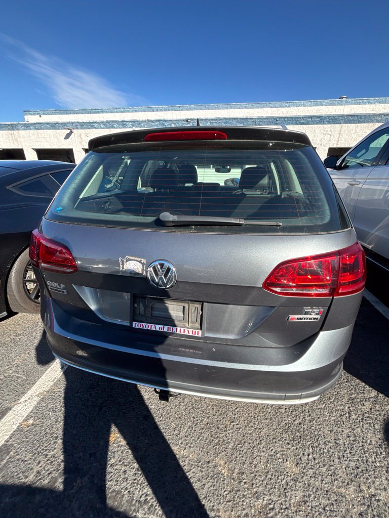 Used 2017 Volkswagen Golf Alltrack SEL AWD/4WD image 6