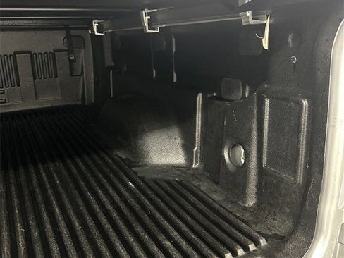 Used 2015 GMC Canyon 4x4 Extended Cab w/ Convenience Package image 29