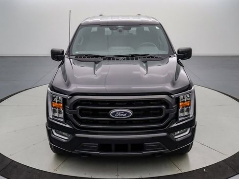 Certified 2022 Ford F150 XLT w/ Equipment Group 302A High image 10