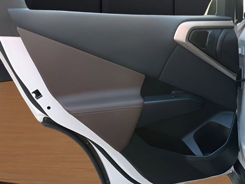 Used 2025 BMW X3 xDrive30i image 23