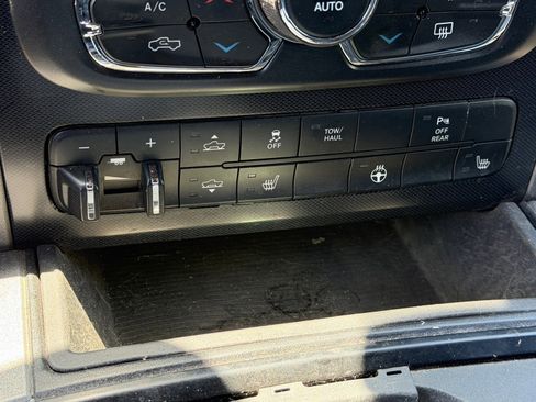 Used 2018 RAM 1500 Rebel w/ Luxury Group AWD/4WD image 9