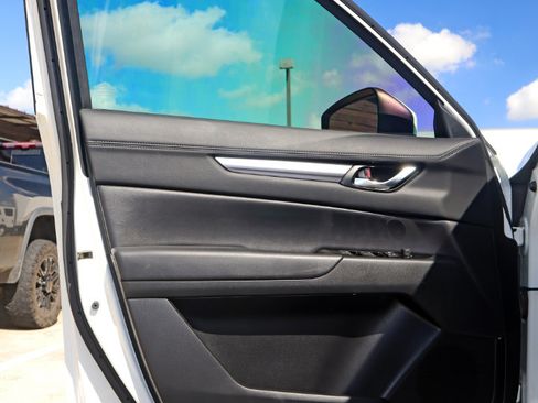 Used 2019 MAZDA CX-5 Touring image 8