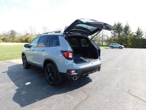 Used 2024 Honda Passport Black Edition image 23