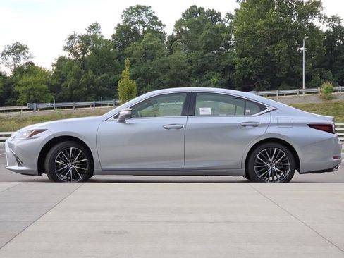 Used 2025 Lexus ES 350 w/ Premium Package FWD image 25