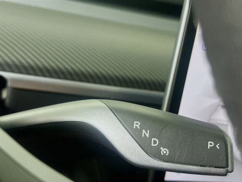 Used 2024 Tesla Model Y Long Range image 24