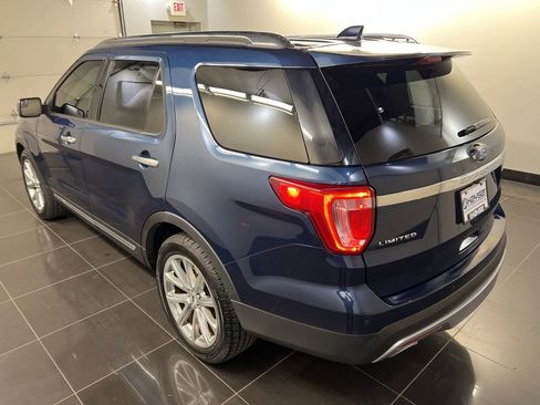 Used 2017 Ford Explorer Limited FWD image 4