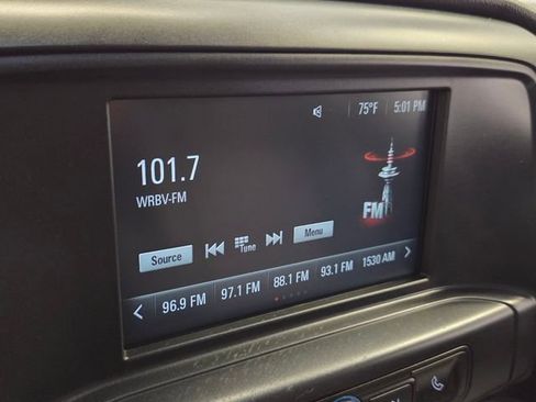 Used 2017 GMC Sierra 2500 4x4 Double Cab w/ Sierra Convenience Package image 17