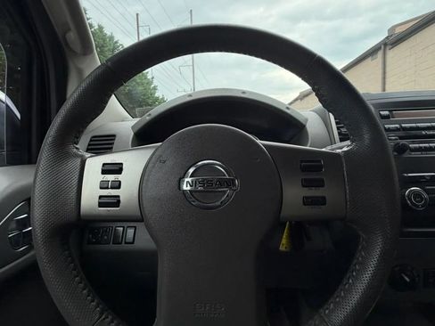 Used 2012 Nissan Frontier SL AWD/4WD image 20