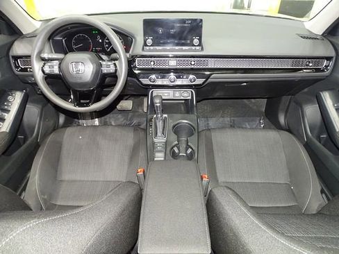 Used 2023 Honda Civic LX image 27