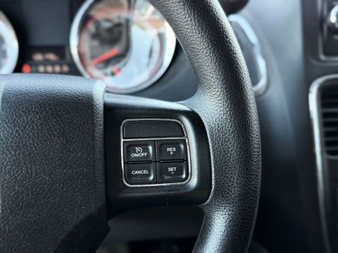 Used 2016 Dodge Grand Caravan SE w/ Quick Order Package 29E SE image 33