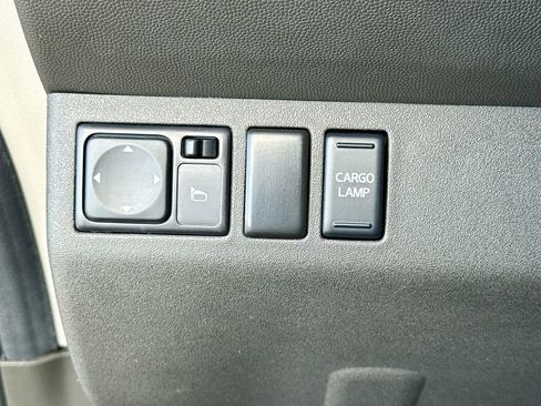 Used 2017 Nissan Frontier SV RWD image 10