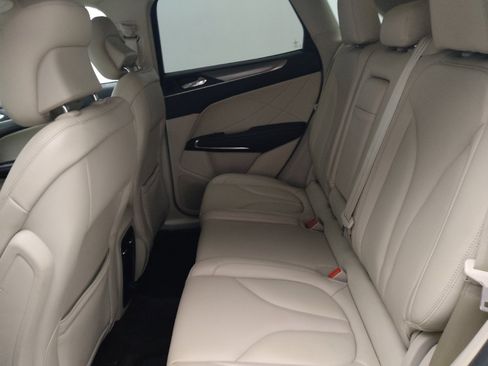 Used 2017 Lincoln MKC Premiere FWD image 18