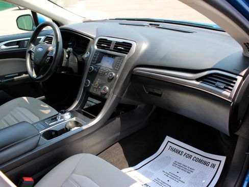 Used 2020 Ford Fusion S image 9