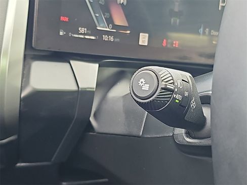 Used 2025 BMW X3 xDrive30i image 29