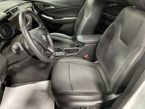 Used 2023 Buick Encore GX Select w/ Safety Package II image 8