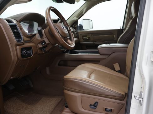 Used 2019 RAM 2500 Limited AWD/4WD image 8