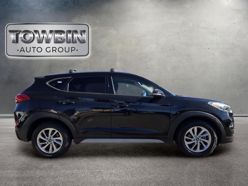 Used 2017 Hyundai Tucson SE Plus FWD image 3