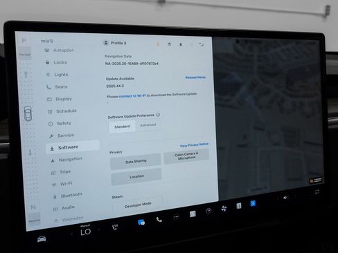 Used 2022 Tesla Model S image 34