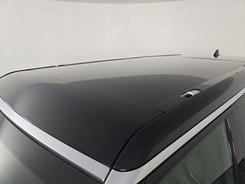 Used 2022 Rivian R1S Launch Edition image 13