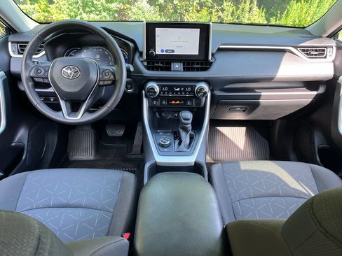 Used 2024 Toyota RAV4 XLE w/ Convenience Package AWD/4WD image 12