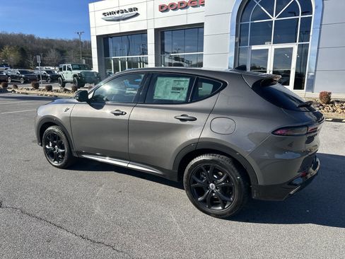 New 2024 Dodge Hornet R/T Plus w/ R/T Blacktop Package image 12