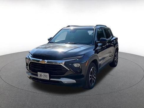 Used 2025 Chevrolet TrailBlazer LT image 8