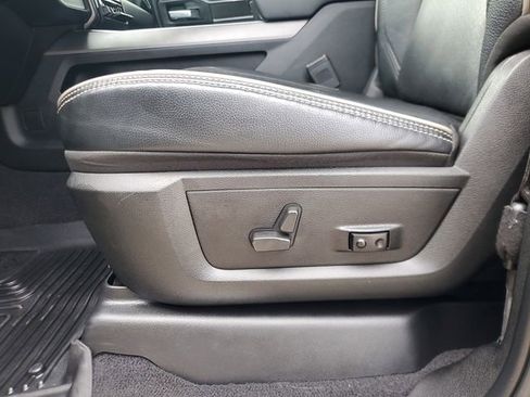 Used 2022 RAM 2500 Laramie AWD/4WD image 17
