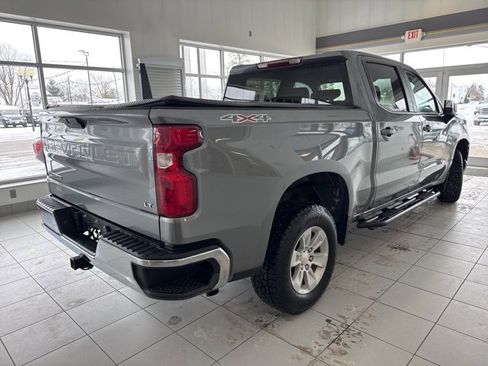 Used 2021 Chevrolet Silverado 1500 LT image 4