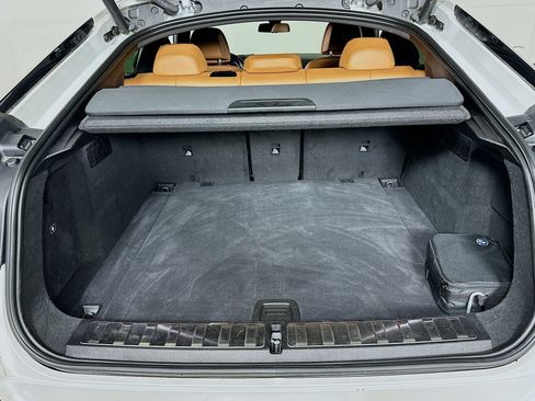 Used 2024 BMW X6 xDrive40i w/ Premium Package image 25