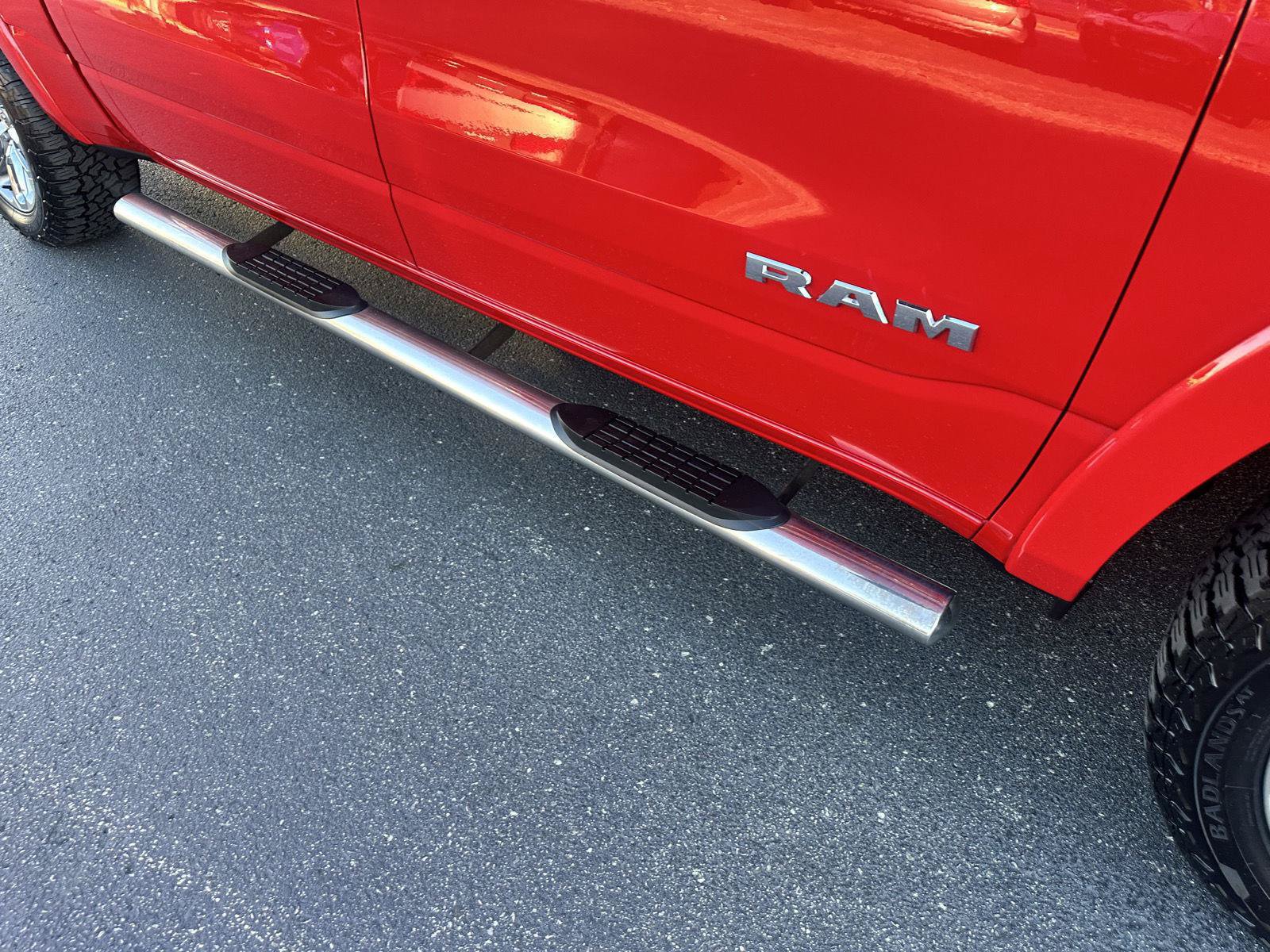 Used 2021 RAM 1500 Laramie w/ Sport Appearance Package AWD/4WD image 11