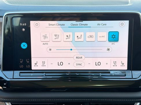 New 2026 Volkswagen Atlas SE FWD image 35