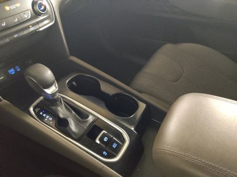 Used 2019 Hyundai Santa Fe SE FWD image 26