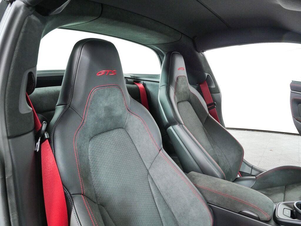 Certified 2026 Porsche 911 Targa 4 GTS AWD/4WD image 20