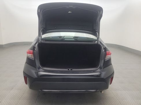 Used 2022 Toyota Corolla LE FWD image 29