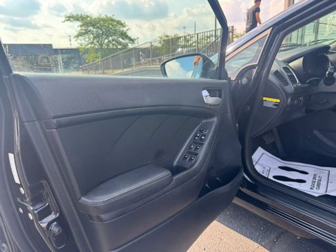Used 2018 Kia Forte LX w/ LX Popular Package FWD image 6
