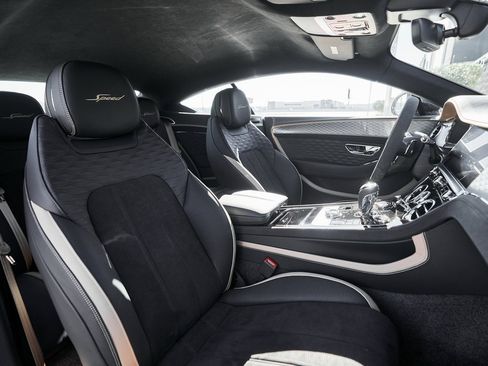 Used 2025 Bentley Continental GT Speed image 34