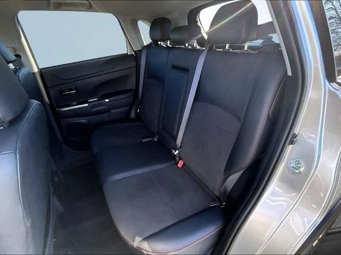 Used 2025 Mitsubishi Outlander Sport AWD image 21