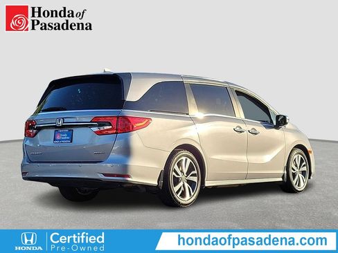 Certified 2023 Honda Odyssey Touring image 2