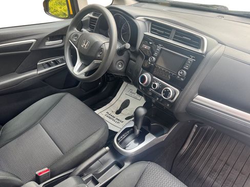 Used 2019 Honda Fit LX image 4