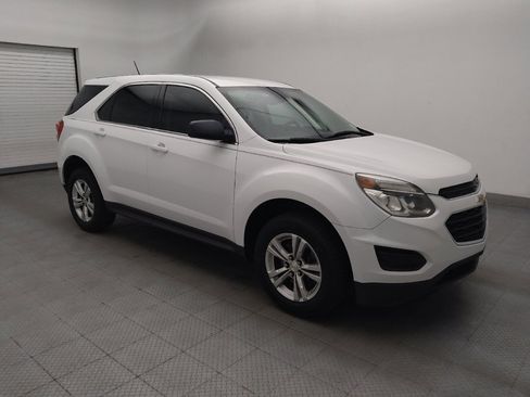Used 2017 Chevrolet Equinox LS FWD image 11